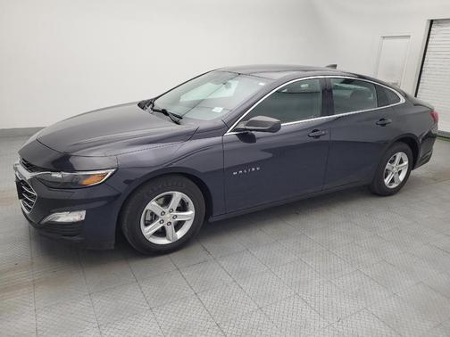 Gray 2023 Chevrolet Malibu 1LS