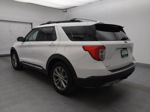 Star White Metallic Tri-Coat 2021 Ford Explorer XLT