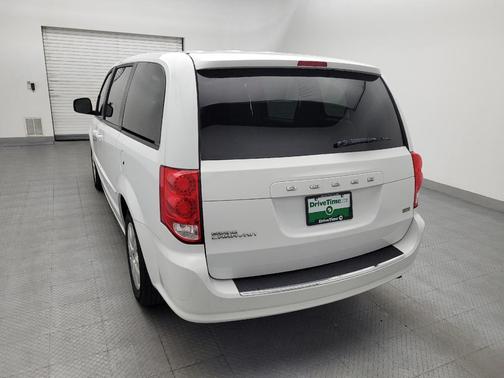 White Knuckle Clearcoat 2017 Dodge Grand Caravan SE