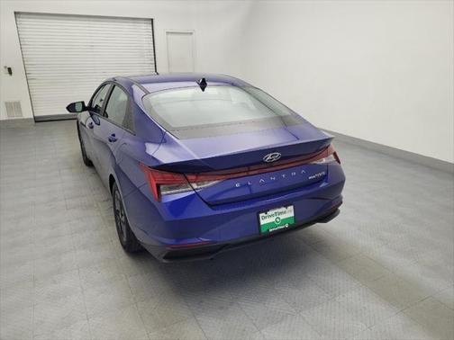 2022 Hyundai ELANTRA HEV Blue
