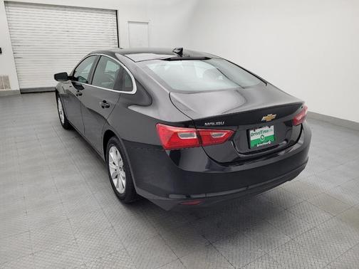 Mosaic Black Metallic 2023 Chevrolet Malibu FWD 1LT