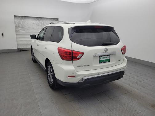 2020 Nissan Pathfinder SL 2WD