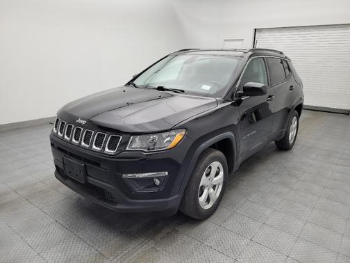 Diamond Black Crystal Pearlcoat 2021 Jeep Compass Latitude