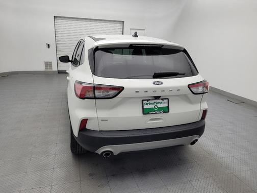 Star White Metallic Tri-Coat 2021 Ford Escape SE