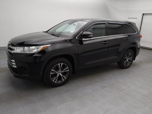 2019 Toyota Highlander LE