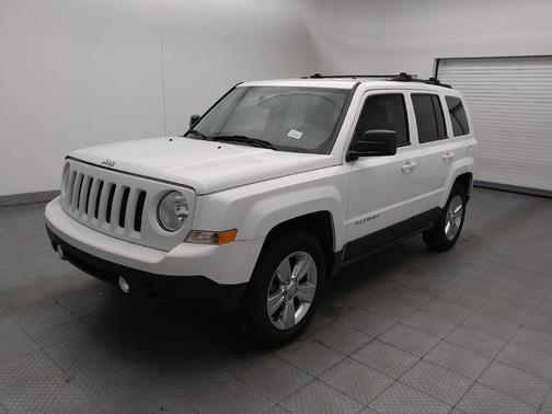 Bright White Clearcoat 2017 Jeep Patriot Sport