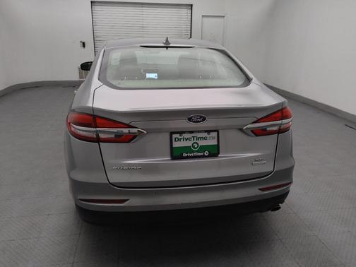 Iconic Silver Metallic 2020 Ford Fusion SE