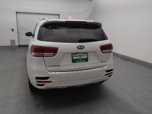 Snow White Pearl 2017 Kia Sorento SX