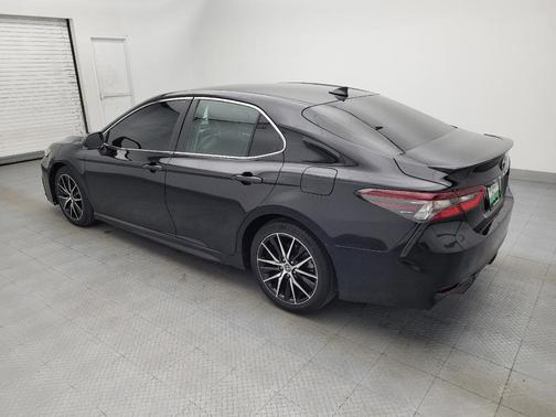 Midnight Black Metallic 2022 Toyota Camry SE
