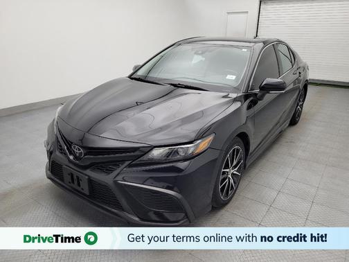 Midnight Black Metallic 2022 Toyota Camry SE