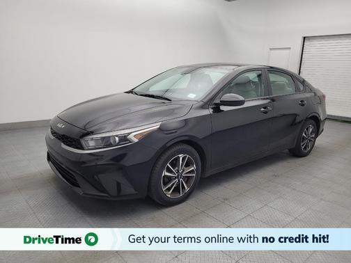 Aurora Black 2022 Kia Forte LXS