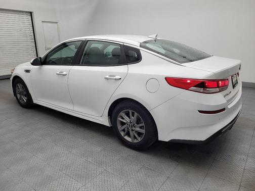 Snow White Pearl 2019 Kia Optima LX