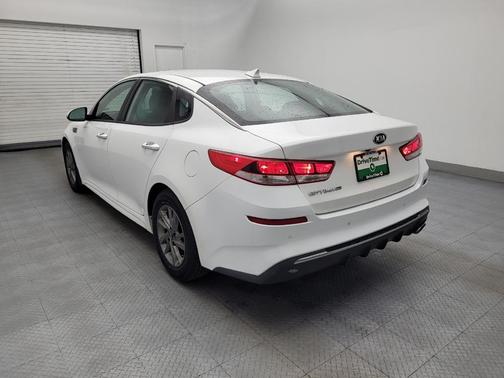 Snow White Pearl 2019 Kia Optima LX
