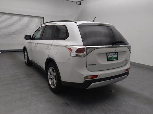 2015 Mitsubishi Outlander SE