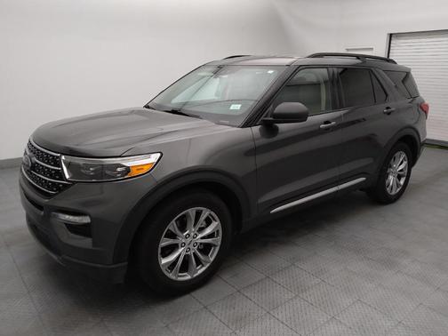 Magnetic Metallic 2020 Ford Explorer XLT