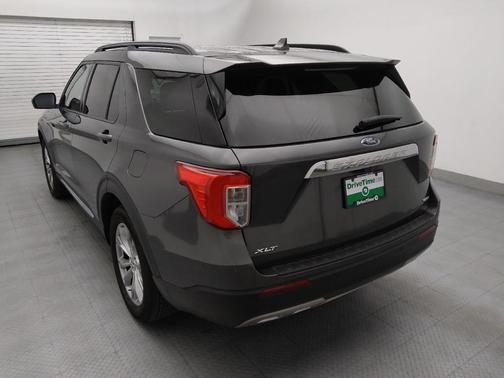 Magnetic Metallic 2020 Ford Explorer XLT