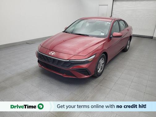Ultimate Red 2025 Hyundai ELANTRA SE