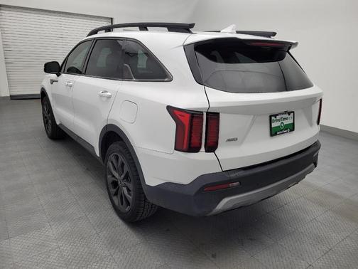 Glacial White Pearl 2022 Kia Sorento EX
