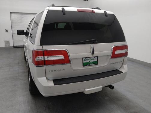 2014 Lincoln Navigator Base