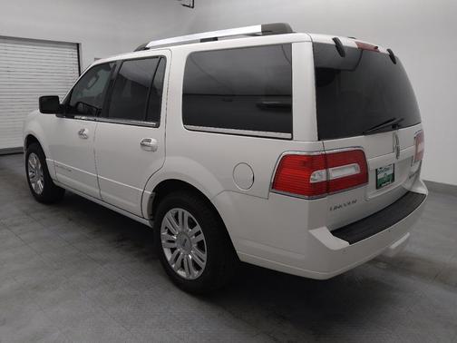 2014 Lincoln Navigator Base