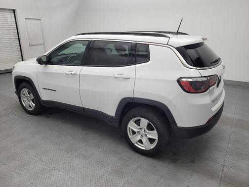Bright White Clearcoat 2022 Jeep Compass Latitude