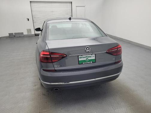 2018 Volkswagen Passat 2.0T SE