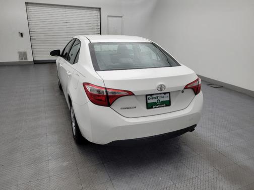 Super White 2015 Toyota Corolla L