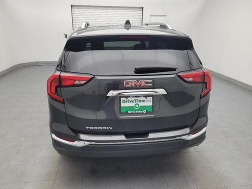 Graphite Gray Metallic 2020 GMC Terrain SLT