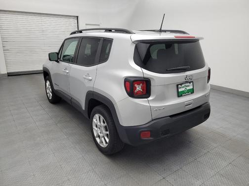 Glacier Metallic Clearcoat 2020 Jeep Renegade Latitude