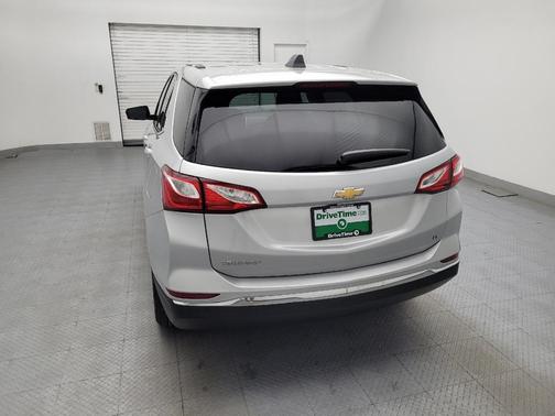 Silver Ice Metallic 2019 Chevrolet Equinox 1LT
