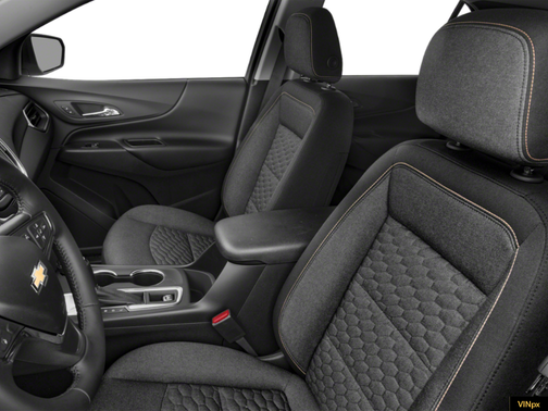 Silver Ice Metallic 2019 Chevrolet Equinox 1LT