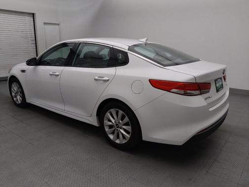 Snow White Pearl 2017 Kia Optima EX