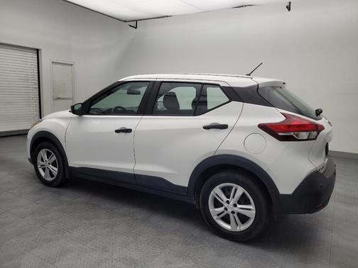 2020 Nissan Kicks S