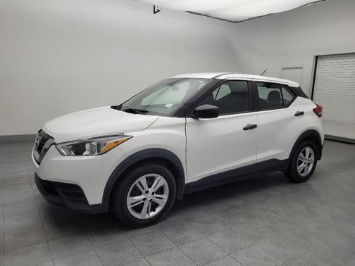 2020 Nissan Kicks S