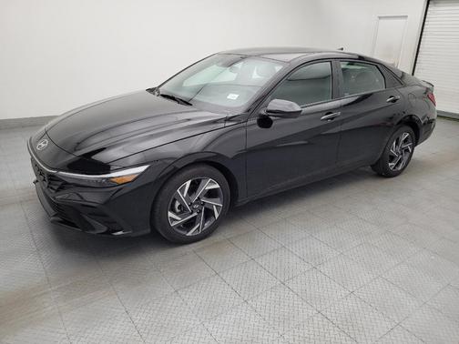 Abyss Black 2025 Hyundai ELANTRA Sport