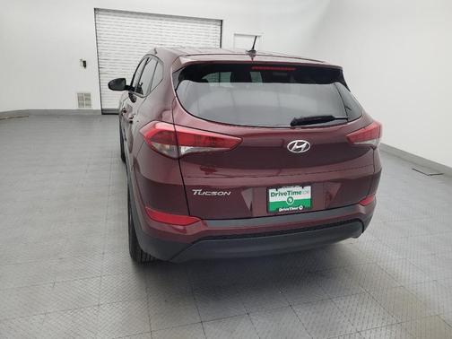Ruby Wine 2017 Hyundai TUCSON SE