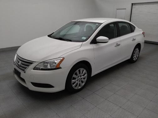 White 2015 Nissan Sentra SV
