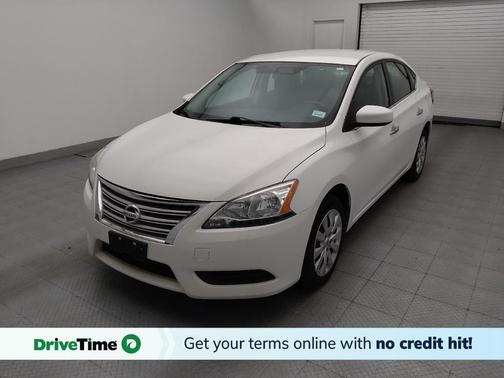 White 2015 Nissan Sentra SV