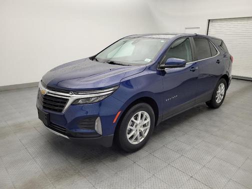 Blue Glow Metallic 2023 Chevrolet Equinox 1LT