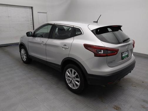Brilliant Silver Metallic 2021 Nissan Rogue Sport S