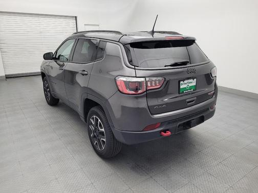 Granite Crystal Metallic Clearcoat 2019 Jeep Compass Trailhawk