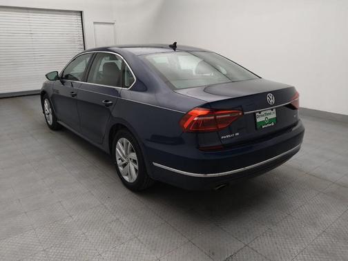2018 Volkswagen Passat 2.0T SE