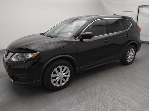 Magnetic Black Pearl 2020 Nissan Rogue S