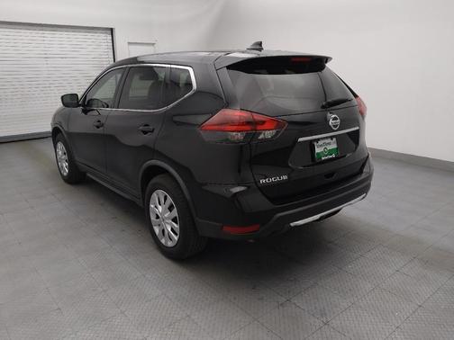 Magnetic Black Pearl 2020 Nissan Rogue S