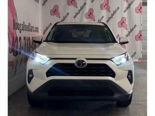 2022 Toyota RAV4 Hybrid XLE Premium