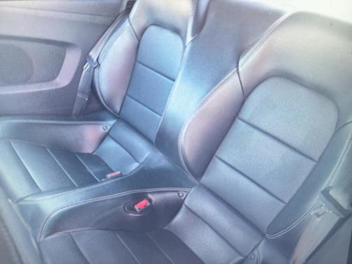 Oxford White 2022 Ford Mustang EcoBoost Premium