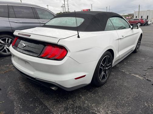Oxford White 2022 Ford Mustang EcoBoost Premium