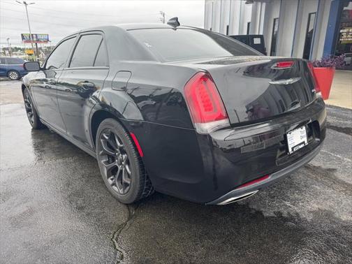 2019 Chrysler 300 S