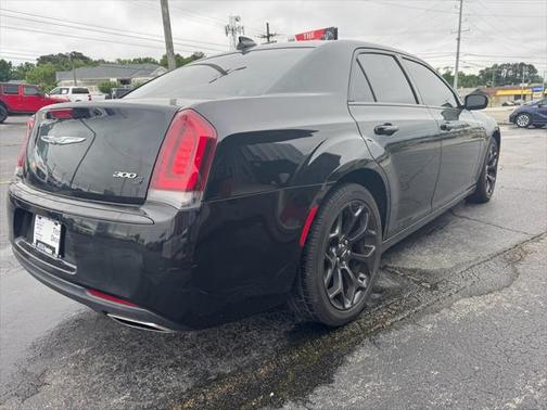 2019 Chrysler 300 S