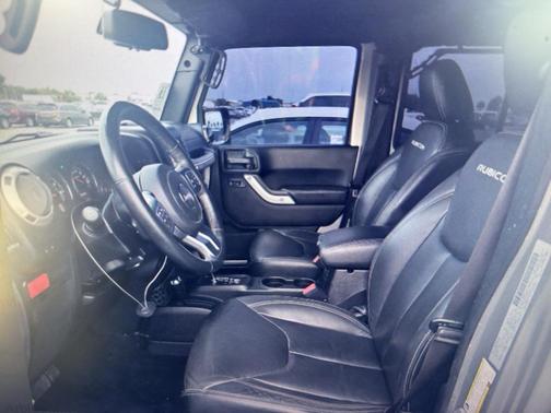 Billet Silver Metallic Clearcoat 2017 Jeep Wrangler Rubicon